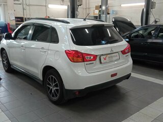 2014 Mitsubishi ASX I Рестайлинг, белый, 740000 рублей, вид 4