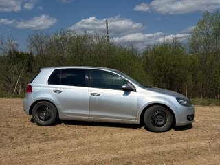 2012 Volkswagen Golf VI, серебристый, 500000 рублей, вид 3