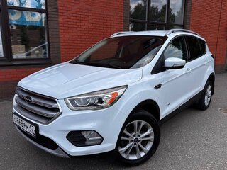 2017 Ford Kuga II Рестайлинг, белый, 1550000 рублей, вид 2