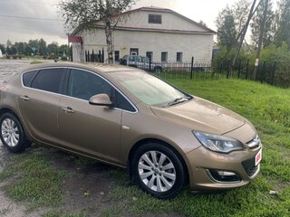 2013 Opel Astra J Рестайлинг, бежевый, 746000 рублей, вид 1