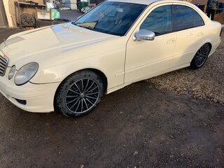 2009 Mercedes-Benz E-Класс 200 NGT III (W211, S211) Рестайлинг, бежевый, 780000 рублей, вид 4