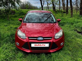 2013 Ford Focus III, красный, 760000 рублей, вид 3