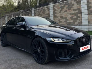 2019 Jaguar XE I Рестайлинг, чёрный, 2790000 рублей, вид 1