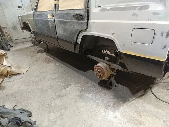 1988 Jeep Cherokee II (XJ), чёрный, 700000 рублей - вид 14