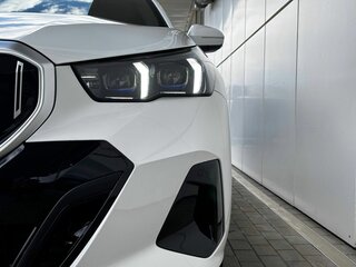 2025 BMW 5 серии 520i VIII (G60/G61/G68), белый, 7890000 рублей, вид 4