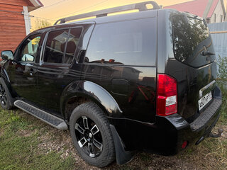 2011 Nissan Pathfinder III Рестайлинг, чёрный, 1470000 рублей, вид 3