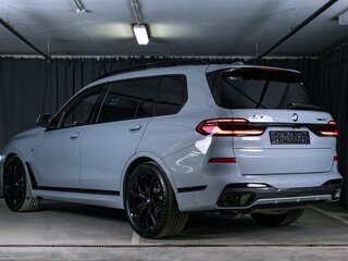 2026 BMW X7 40d I (G07) Рестайлинг, серый, 17500000 рублей, вид 4