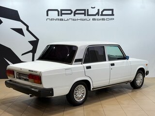 2005 Lada (ВАЗ) 2107, белый, 149900 рублей, вид 2