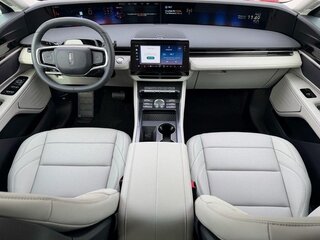 2026 Lincoln Nautilus II, серый, 8327417 рублей, вид 4