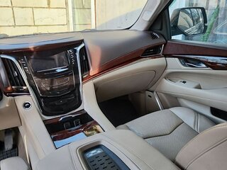 2015 Cadillac Escalade IV, серый, 2600000 рублей, вид 3