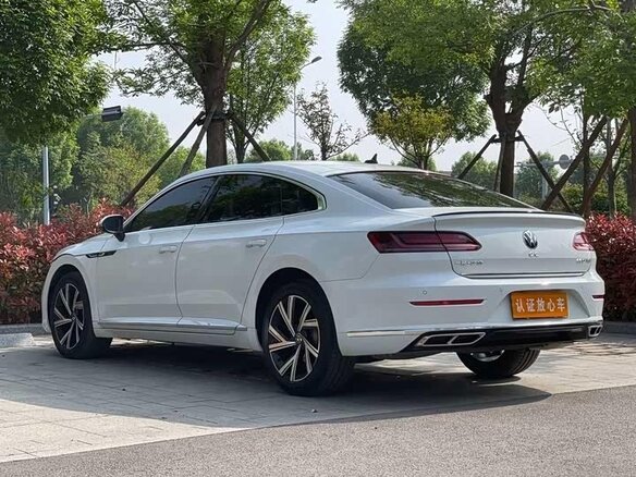 2025 Volkswagen Passat CC 330 TSI II Рестайлинг, серый, 2795533 рублей - вид 5