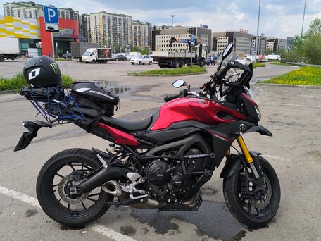 2015 Yamaha MT-09 Tracer (FJ-09), красный, 770000 рублей, вид 2