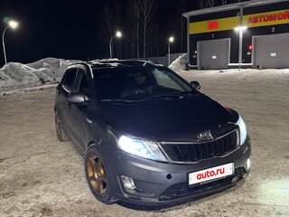 2013 Kia Rio III, серый, 625000 рублей, вид 2