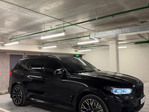2022 BMW X5 M50d IV (G05/G18), чёрный, 9500000 рублей - вид 6