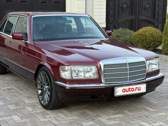 1991 Mercedes-Benz S-Класс 300 II (W126) Рестайлинг, красный, 1049000 рублей - вид 5