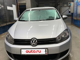 2011 Volkswagen Golf VI, серебристый, 660000 рублей, вид 3