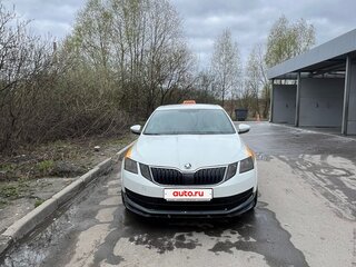 2017 Skoda Octavia III (A7) Рестайлинг, белый, 1000000 рублей, вид 2