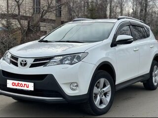 2014 Toyota RAV4 IV (XA40), белый, 1900000 рублей, вид 2