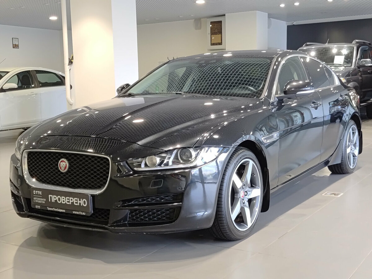 Открыть фотографии: Jaguar XE I