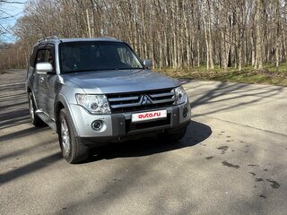 2008 Mitsubishi Pajero IV, серебристый, 1850000 рублей, вид 3