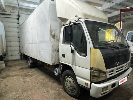 2008 Isuzu Elf (N-series), белый, 900000 рублей, вид 3