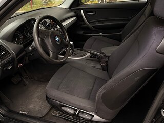 2011 BMW 1 серии 116i I (E81/E82/E87/E88) Рестайлинг, чёрный, 790000 рублей, вид 4