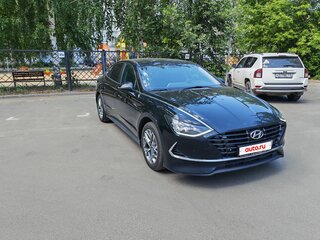 2020 Hyundai Sonata VIII (DN8), чёрный, 1770000 рублей, вид 3