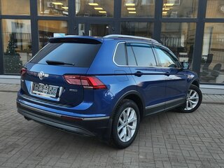 2018 Volkswagen Tiguan II, синий, 2050000 рублей, вид 4