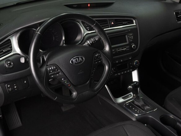 2016 Kia Ceed II Рестайлинг, коричневый, 1295000 рублей - вид 4