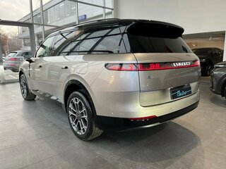 2026 Lynk & Co 900, серебристый, 8100000 рублей, вид 2