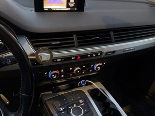 2016 Audi Q7 II (4M), белый, 3230000 рублей, вид 5
