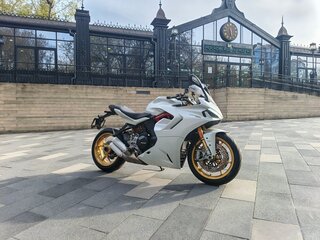 2021 Ducati Supersport, белый, 1450000 рублей, вид 2