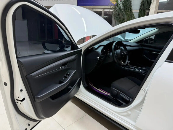 2021 Mazda 3 Axela IV (BP), белый - вид 8