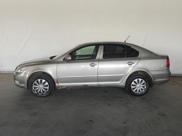 2012 Skoda Octavia II (A5) Рестайлинг, бежевый - вид 7