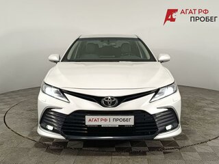 2022 Toyota Camry VIII (XV70) Рестайлинг, белый, 2620000 рублей, вид 2
