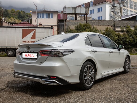 2019 Toyota Camry VIII (XV70), белый, 3500000 рублей - вид 7