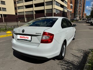 2017 Skoda Rapid I Рестайлинг, белый, 640000 рублей, вид 3