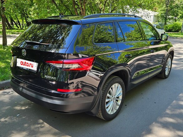 2018 Skoda Kodiaq I, чёрный, 2200000 рублей - вид 2