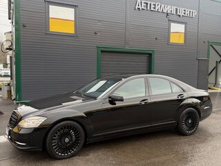 2009 Mercedes-Benz S-Класс 350 V (W221) Рестайлинг, чёрный, 1800000 рублей, вид 5