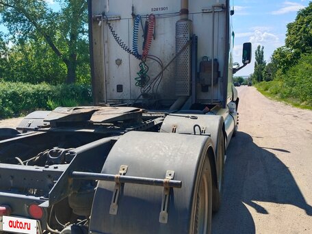 2003 Kenworth T2000, белый, 1600000 рублей, вид 4