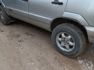 2006 Chevrolet Niva I, серебристый, 265000 рублей, вид 1