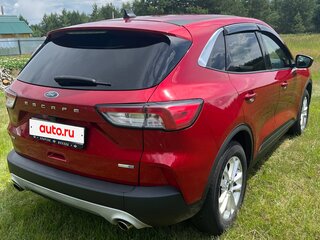 2020 Ford Escape IV, красный, 1850000 рублей, вид 5