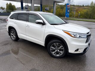 2015 Toyota Highlander III (XU50), белый, 2800000 рублей, вид 3