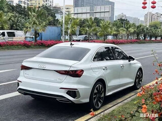 2021 Audi A3 35 TFSI IV (8Y), белый, 2100000 рублей, вид 4