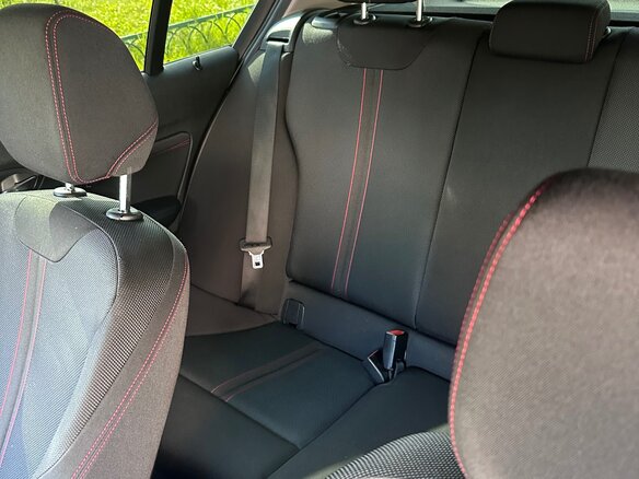 2016 BMW 1 серии 118i II (F20/F21) Рестайлинг, чёрный, 1430000 рублей - вид 11