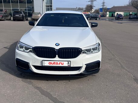 2019 BMW 5 серии 530d xDrive VII (G30/G31/G38), белый, 4150000 рублей, вид 2