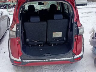 2016 Toyota Sienta II, красный, 1370000 рублей, вид 4