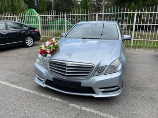 2012 Mercedes-Benz E-Класс 200 7G-Tronic IV (W212, S212, C207), серебристый, 1800000 рублей, вид 4