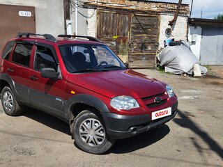 2010 Chevrolet Niva I Рестайлинг, красный, 450000 рублей, вид 2