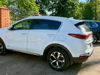 2018 Kia Sportage IV, белый, 2550000 рублей, вид 4